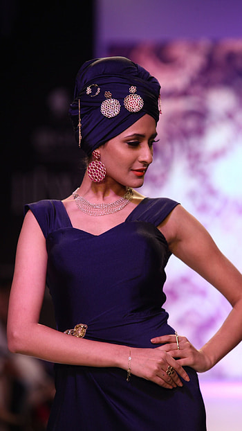 Pragya jaiswal, telugu actress, beautiful HD phone wallpaper
