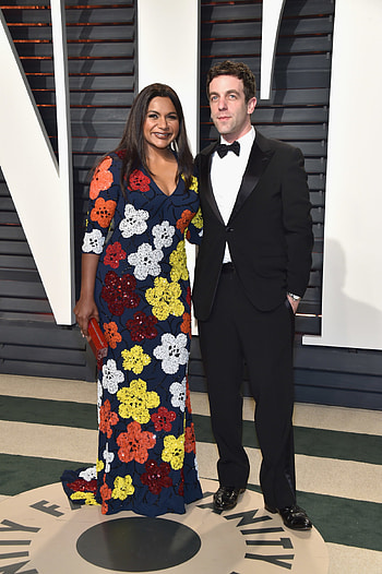 Mindy Kaling, Vanity Fair Oscars, Party together again HD phone wallpaper