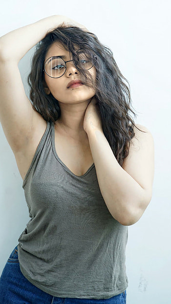 Monica chinnakotla, telugu actress HD phone wallpaper