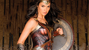 Wonder Woman With Shield, wonder-woman, gal-gadot, shield, movies HD wallpaper