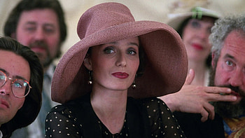 Kristin Scott Thomas, Four Weddings and a Funeral, Heartwarming movie, Memorable scene HD wallpaper