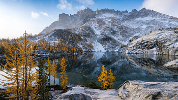 Leprechaun Lake, Cascade Renge, Washington, mountains, landscape, trees, autumn, rocks, usa HD wallpaper