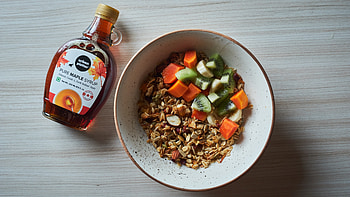 Homemade granola, Maple syrup drizzle, Healthy breakfast, Delicious crunch HD wallpaper