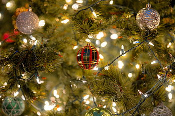 Holidays, New Year, Decorations, Christmas, Christmas Tree, Garland, Balls, Garlands HD wallpaper