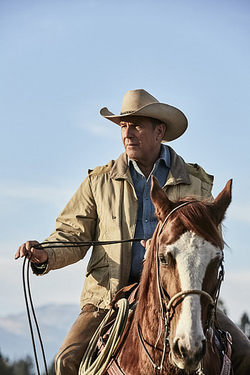 John Dutton, Yellowstone, Dutton Ranch HD phone wallpaper