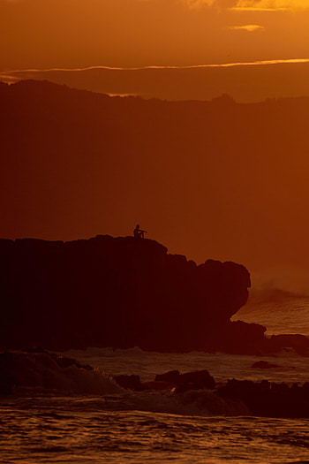 Sea, Twilight, Rock, Silhouette, Miscellanea, Miscellaneous, Dusk, Loneliness HD phone wallpaper