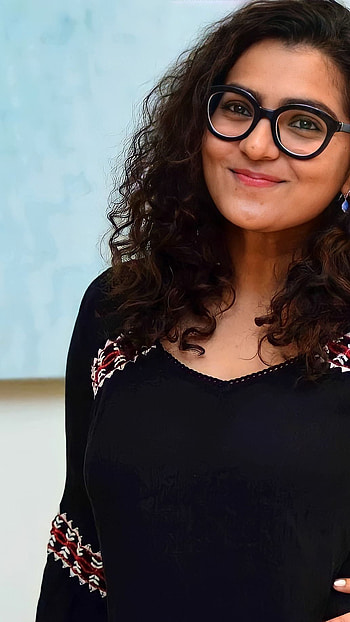 Parvati Menon, malayalam actress HD phone wallpaper