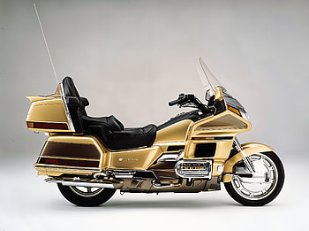 Stunning of the Honda GL 1800 Gold Wing Motorcycle, vehicle, motorcycle, Honda, 25YM Honda GL 1800 Gold Wing HD wallpaper