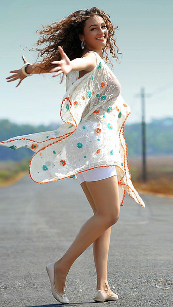 Seerat Kapoor, telugu actress, model, columbus HD phone wallpaper