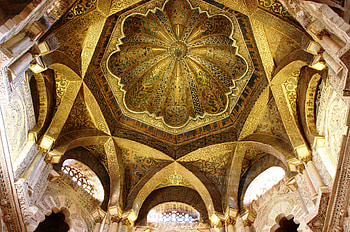 Great Mosque of Cordoba, Historical mosque, Architectural masterpiece, Cordoba's pride HD wallpaper