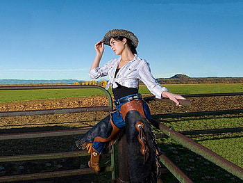 Cowgirl, fences, style, fun, cowgirls, outdoors, western, holsters, female, hats, rodeo, guns, leather, beautiful, fashion, fantasy, pretty, fields, sky, models, girls, women HD wallpaper