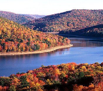 Autum Around The Lake, water, forest, lake, hill HD wallpaper