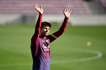 Gerard Pique, Social media payslip, Salary clarification, G3 football HD wallpaper