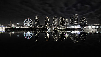 Urbanscape, city, buildings, reflections, BW HD wallpaper