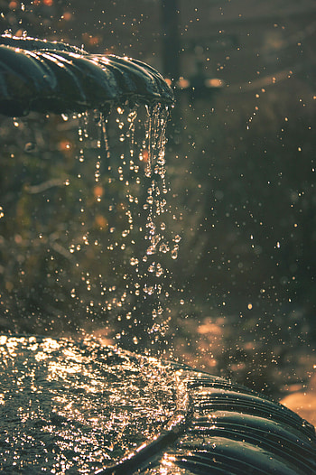 Water, Drops, Fountain, Glare, Shine, Light, Miscellanea, Miscellaneous, Spray HD phone wallpaper