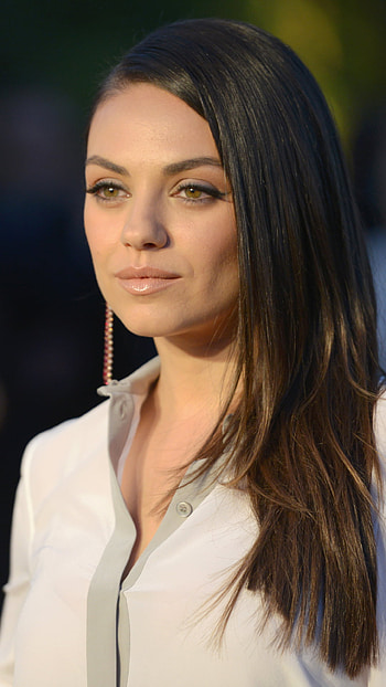 Mila Kunis, 2017 HD phone wallpaper