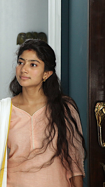 Saipallavi, tamil actress HD phone wallpaper