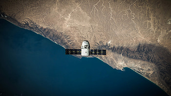 Innovation weekly, SpaceX's unique trash solution HD wallpaper