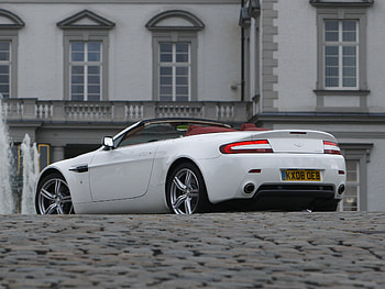 Aston Martin, Cars, Building, Side View, Style, 2008, V8, Vantage HD wallpaper