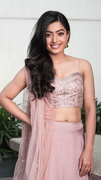 Rashmika mandanna, telugu actress, model, sexy gorgeous HD phone wallpaper
