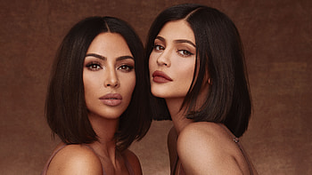 Kim Kardashian And Kylie Jenner 2019 , kim-kardashian, kylie-jenner, celebrities HD wallpaper