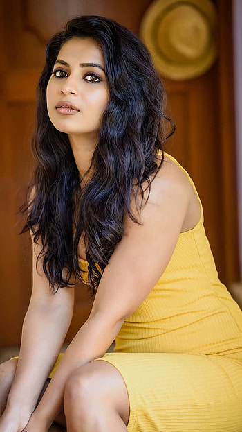 Ramya Krishnan, kannada actress HD phone wallpaper