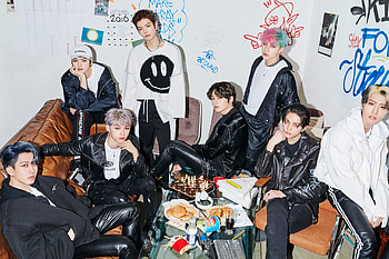 Stray Kids, VETEMENTS HD wallpaper
