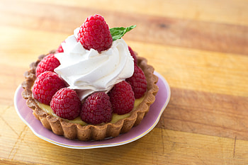 Food, Raspberry, Berries, Cream, Tartlet, Tartaletka HD wallpaper