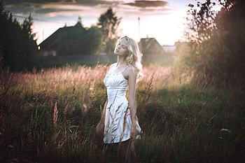 Women Outdoor Field Closed Eyes, girls, model, field, outdoor HD wallpaper
