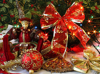 Holidays, Christmas, Holiday, Needles, Christmas Decorations, Christmas Tree Toys, Garland, Bows, Garlands HD wallpaper