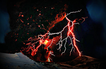 Volcano Lightning, NATURE, BEAUTIFUL, DESTRUCTION, LIGHTNING, VOLCANOS HD wallpaper