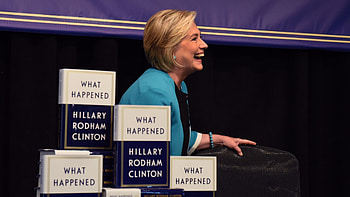 New York crowd cheers Hillary Clinton at book signing; Trump spokeswoman has different reaction - Chicago Tribune HD wallpaper
