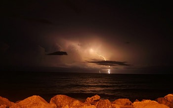 light fall, lightning, black, clouds, sky, storm, ocean, dark HD wallpaper