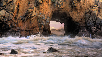 sun thru the rocks on the beach, tunnel, sun, rocks, surf HD wallpaper