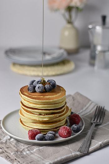 Food, Raspberry, Desert, Bilberries, Berries, Pancakes, Honey HD phone wallpaper