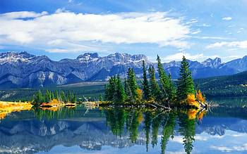Mountain lake, blue, crystal, peaks, serenity, nice, quiet, reflection, trees, beautiful, lake, mountain, summer, mirrored, pretty, clouds, nature, sky, clear, lovely, calmness HD wallpaper