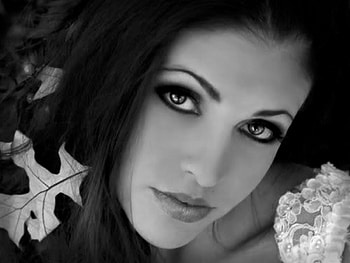 The Way You Look at Me, graphy, hop, black and white, eyes, face, beautiful, special, woman HD wallpaper