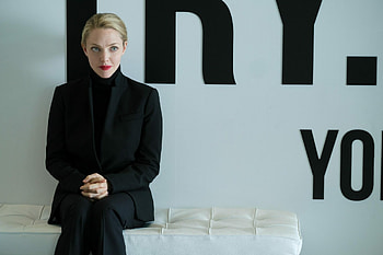 The Dropout, Amanda Seyfried, Elizabeth Holmes, Hulu shows HD wallpaper