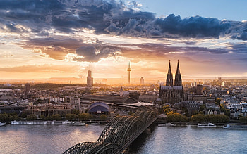 Aerial view, Cologne Cathedral HD wallpaper