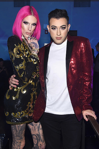 Manny MUA, Lawsuit controversy, Black Moon Cosmetics, Legal battles HD phone wallpaper