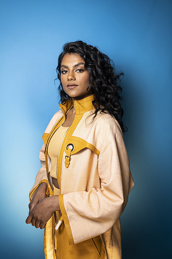 Simone Ashley, Groundbreaking show, Bridgerton HD phone wallpaper