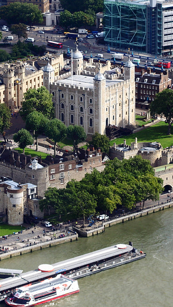 Tower of London, Enchanting backdrop, 94033, Baltana HD phone wallpaper