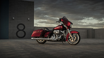 Harley-Davidson Street Glide, Touring comfort, Sleek profile, Unmatched style HD wallpaper