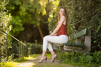 Young Beautiful Girl Sitting On Bench , beautiful, girls, model HD wallpaper