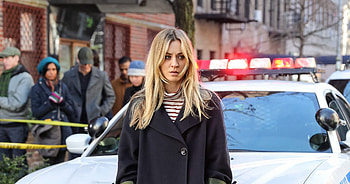 The Flight Attendant, Season 2 filming, Kaley Cuoco's post, Behind the scenes HD wallpaper