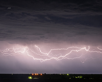 lightning HD wallpaper