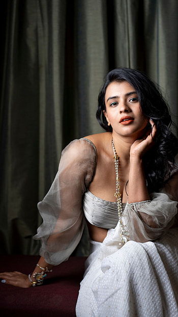 Hebah patel, telugu actress, model, sexy gorgeous HD phone wallpaper