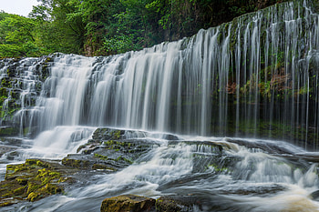Sgwd Isaf Clun-gwyn Waterfall, Wales, wales, trees, waterfall, nature HD wallpaper