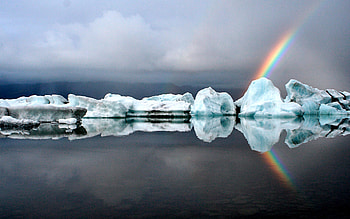 Icebergs and Rainbow, Iceland, graphy, icebergs, landscape, beautiful, scenery, wide screen, rainbow, nature, , Jkulsrin HD wallpaper