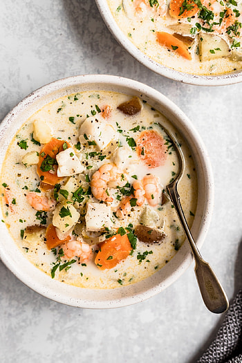 Healthy seafood chowder, Hearty soup, Wholesome ingredients, Seafood goodness HD phone wallpaper
